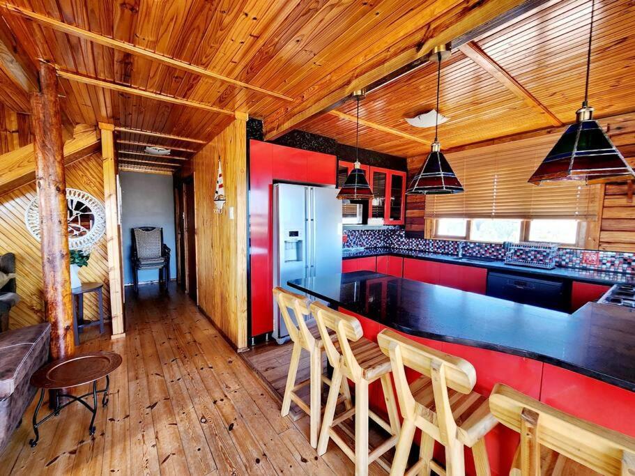 The Quaint Log House Houthuis *