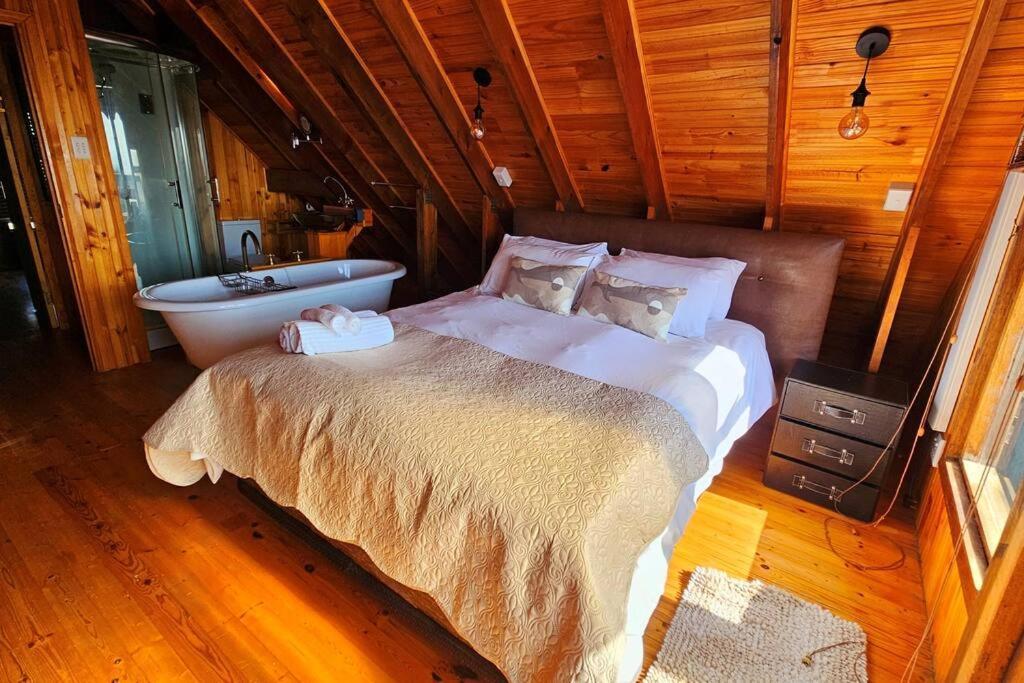 Holiday home The Quaint Log House Houthuis St Helena Bay
