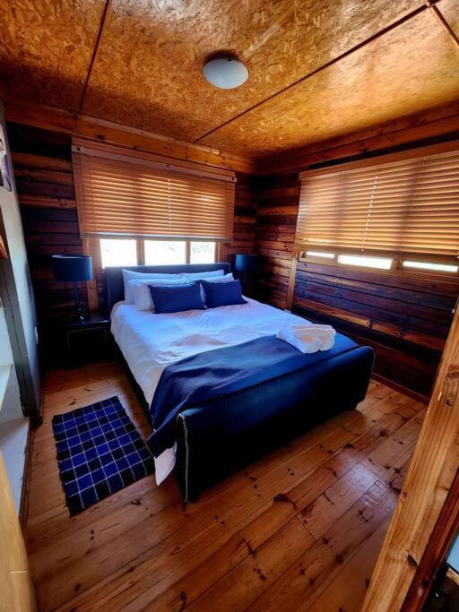 Holiday home The Quaint Log House Houthuis