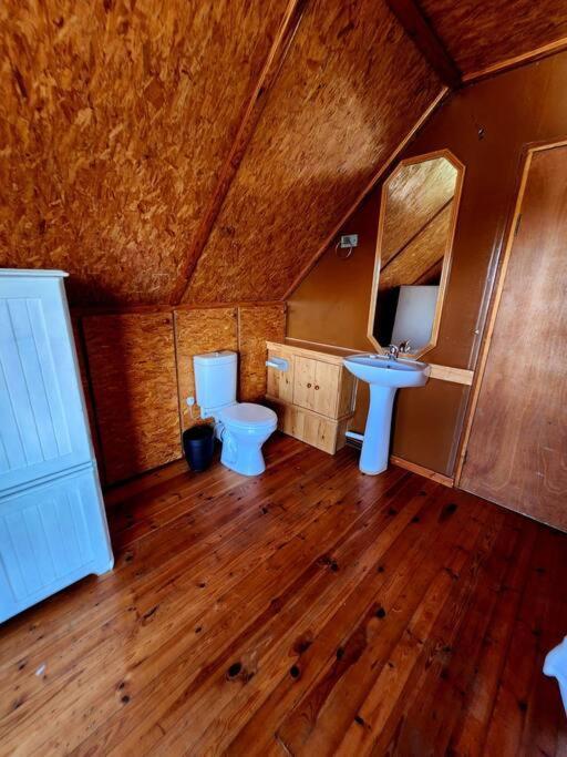 The Quaint Log House Houthuis Holiday home *